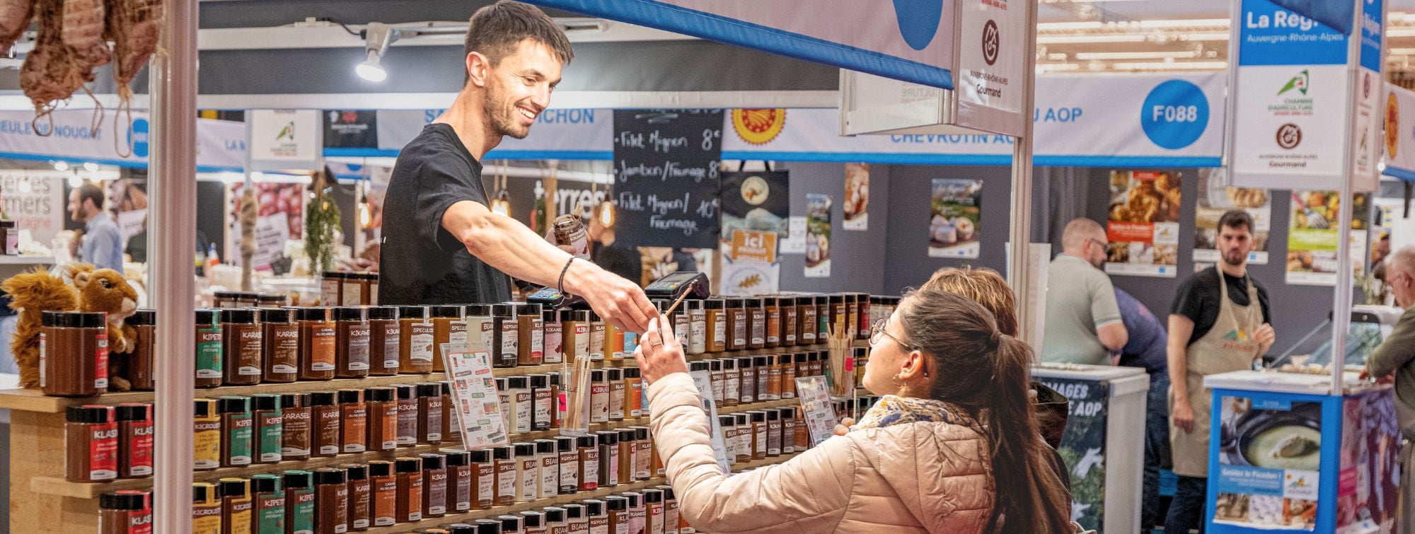exhibitors and visitors exchanging